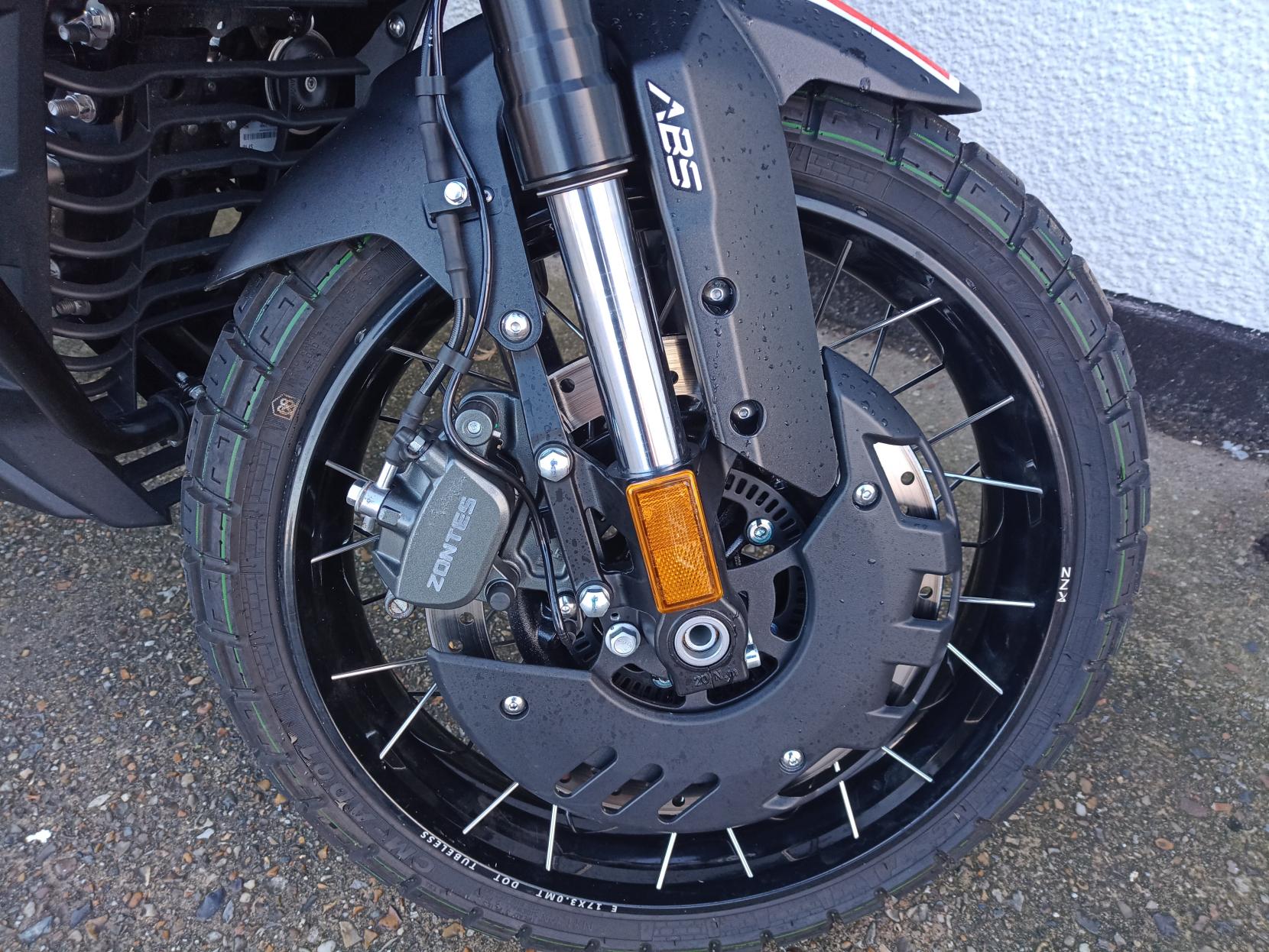 Zontes ZT125-GK 125 Naked Petrol Manual Euro 5 (14 ps)