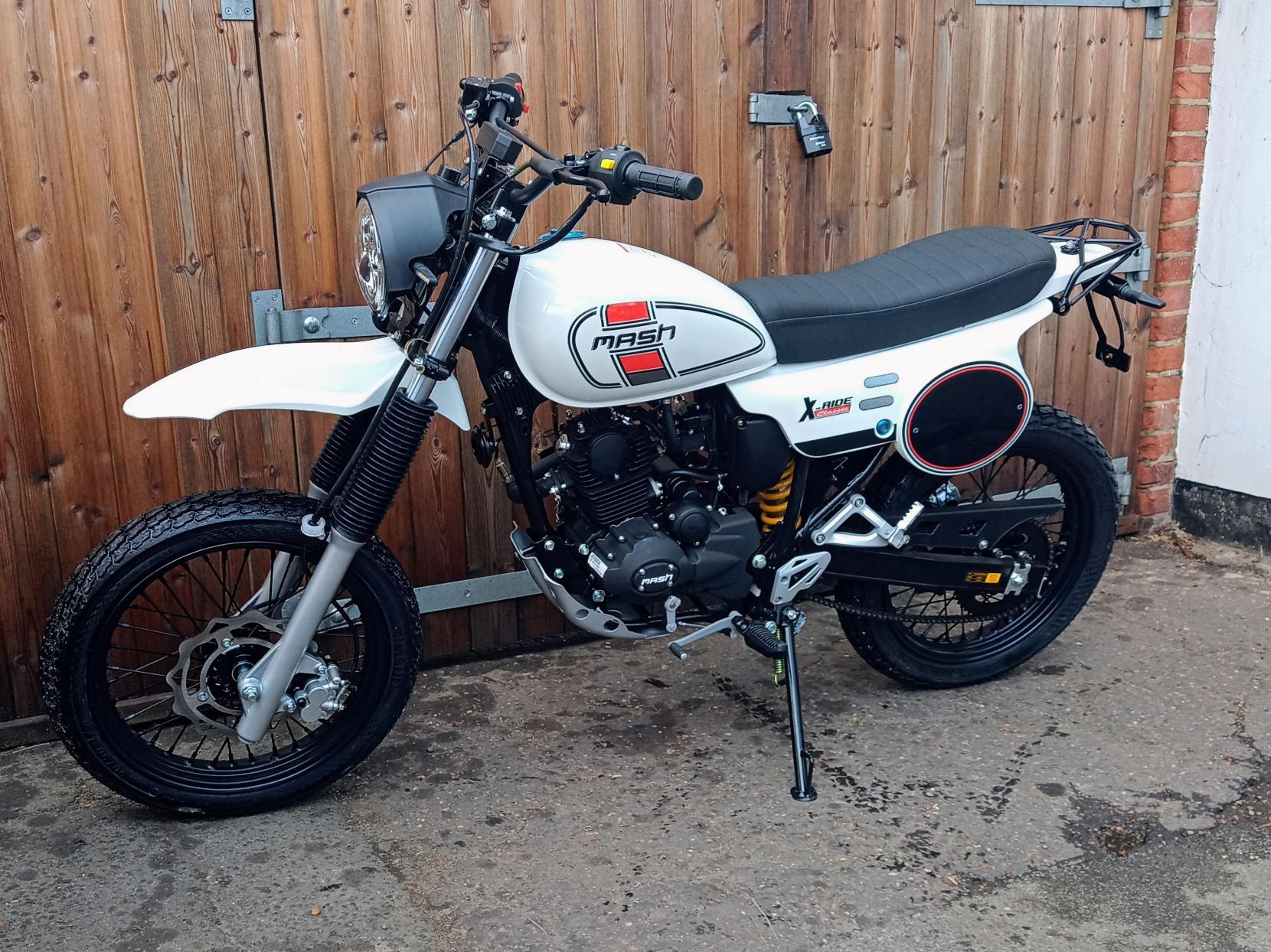 Mash Motorcycles X-Ride 50 50 Roadster/Retro Petrol Manual Euro 5 (2 ps)