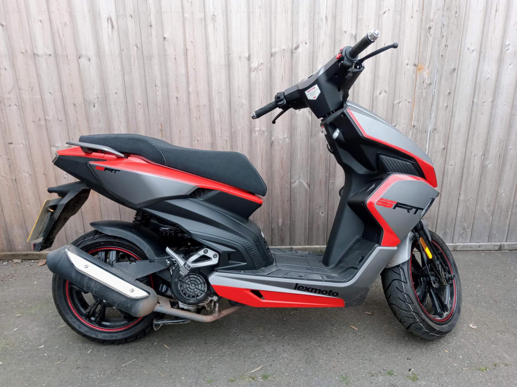 Lexmoto SRT125 125