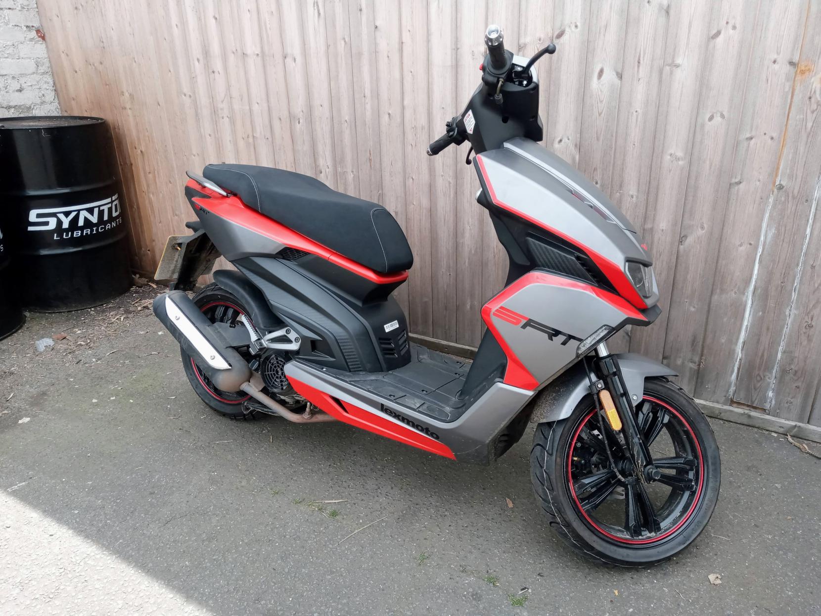 Lexmoto SRT125 125