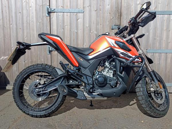 Zontes ZT125-U1 125 Adventure Petrol Manual Euro 5 (15 ps)