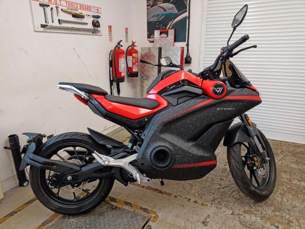 Vmoto Stash Naked (2024 - )