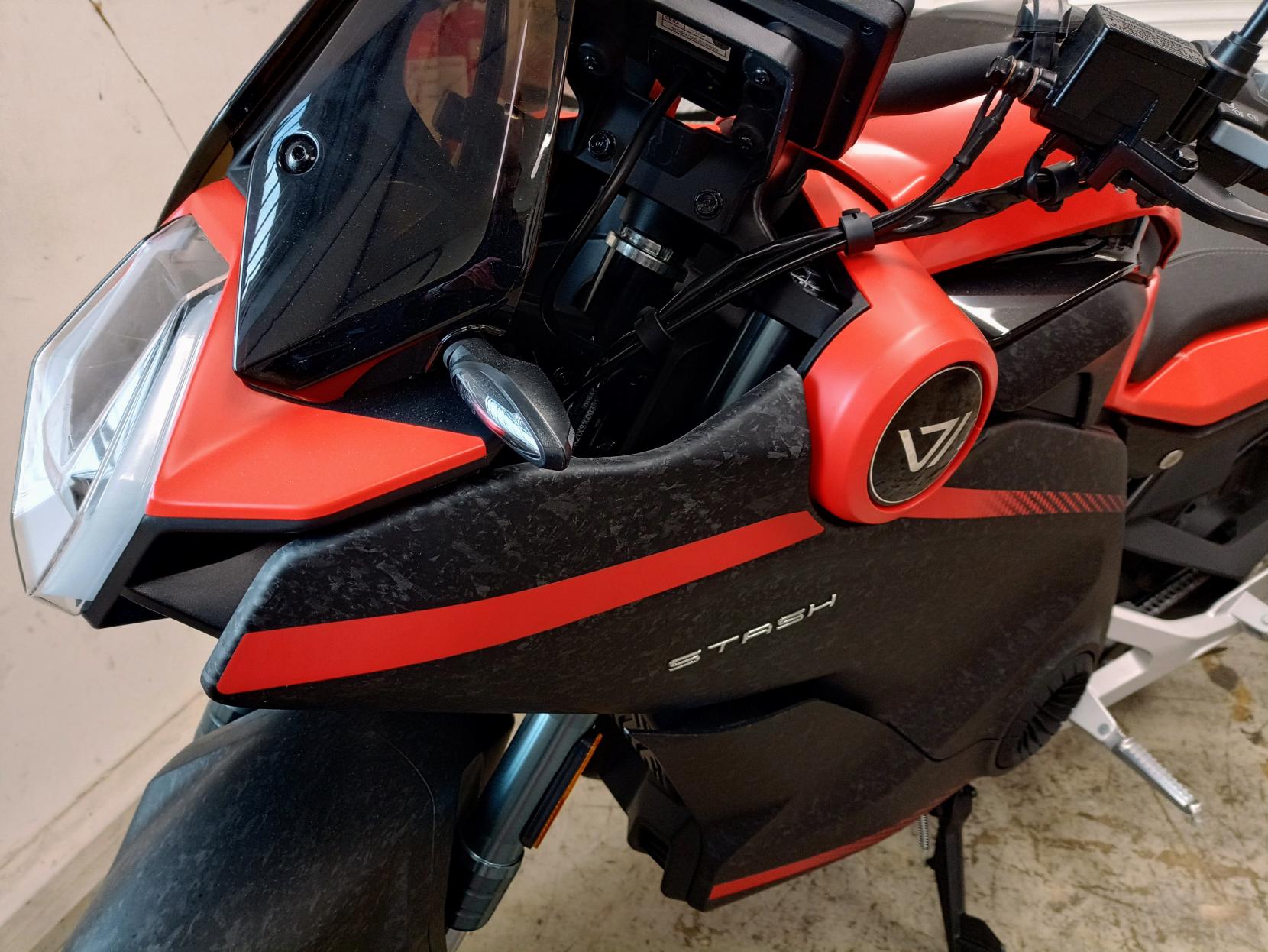 Vmoto Stash Naked (2024 - )