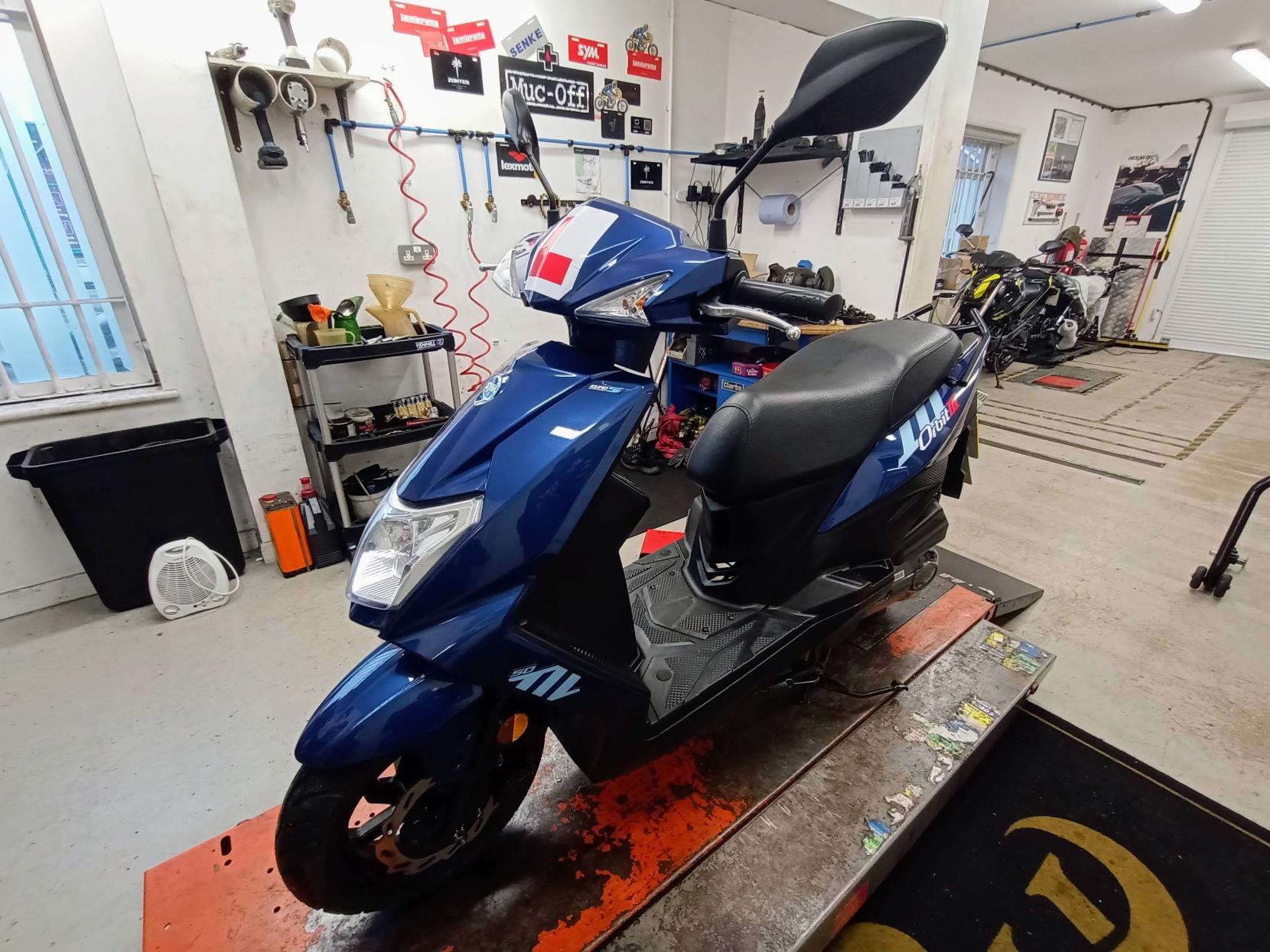 SYM Orbit III 50 50 Scooter Petrol CVT Euro 5 (3 ps)