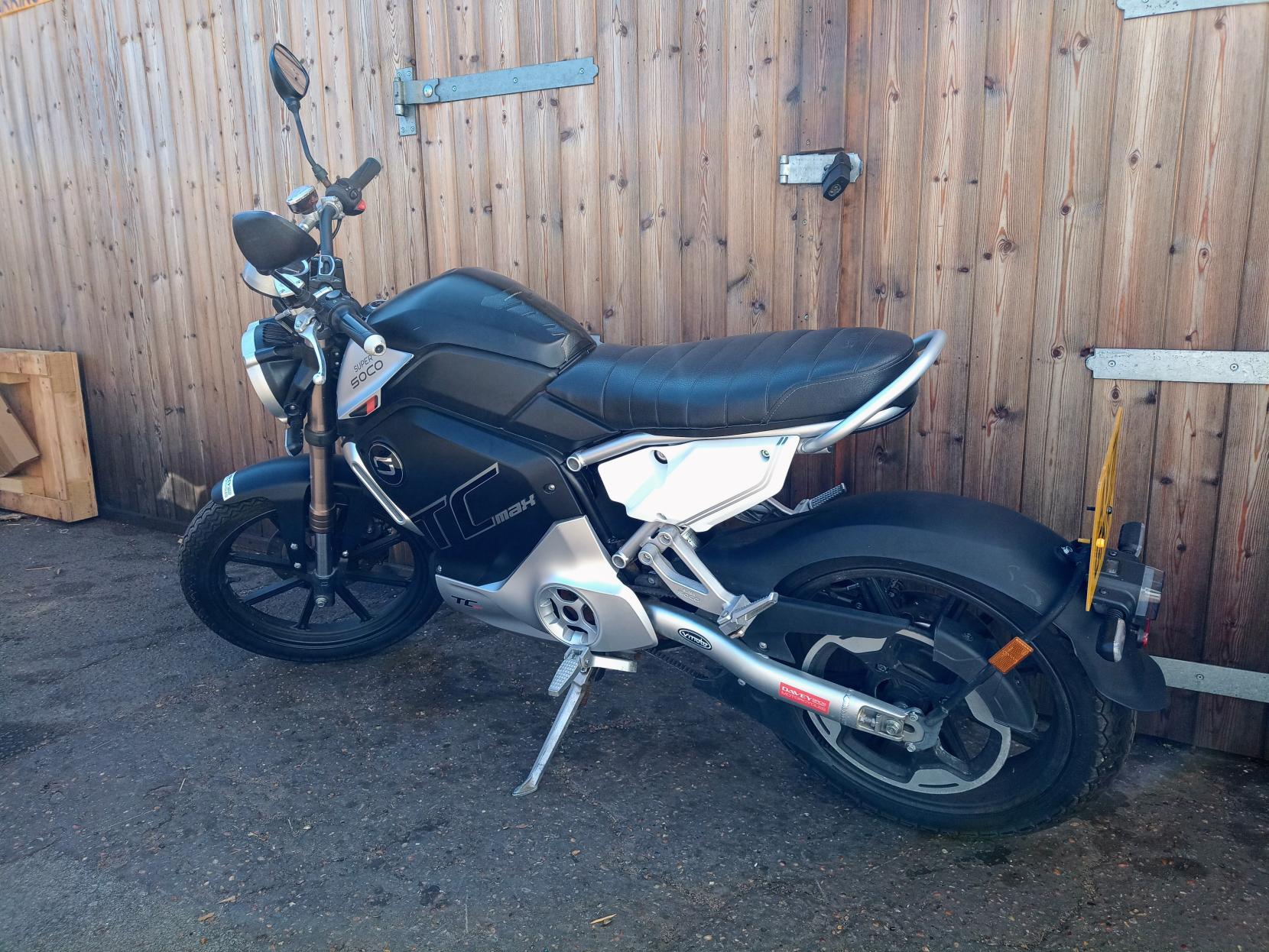 Vmoto TC Max Naked Electric Automatic (7 ps)