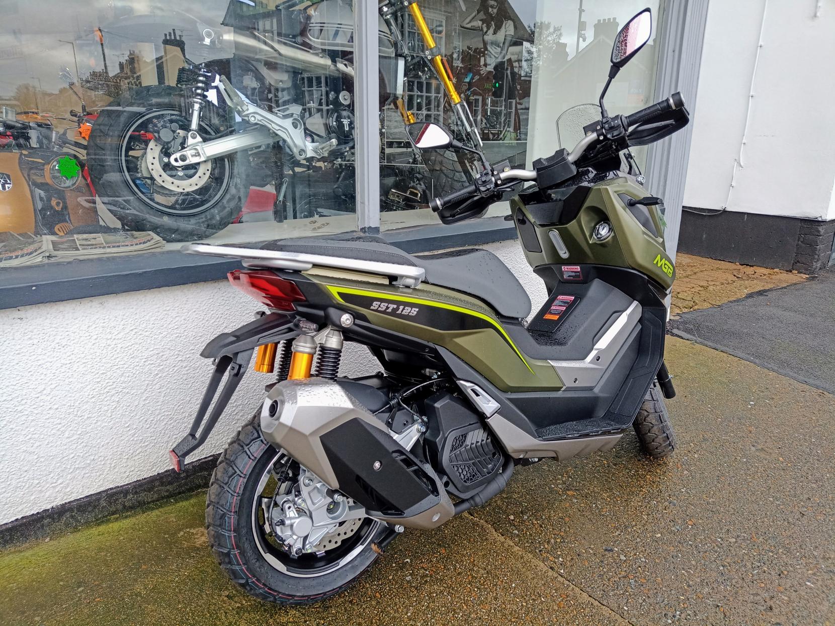 MGB SST 125 125 Scooter (2025 - )