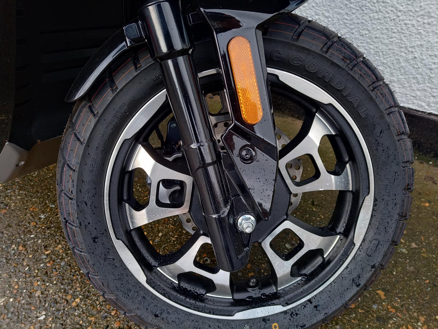 MGB SST 125 125 Scooter (2025 - )