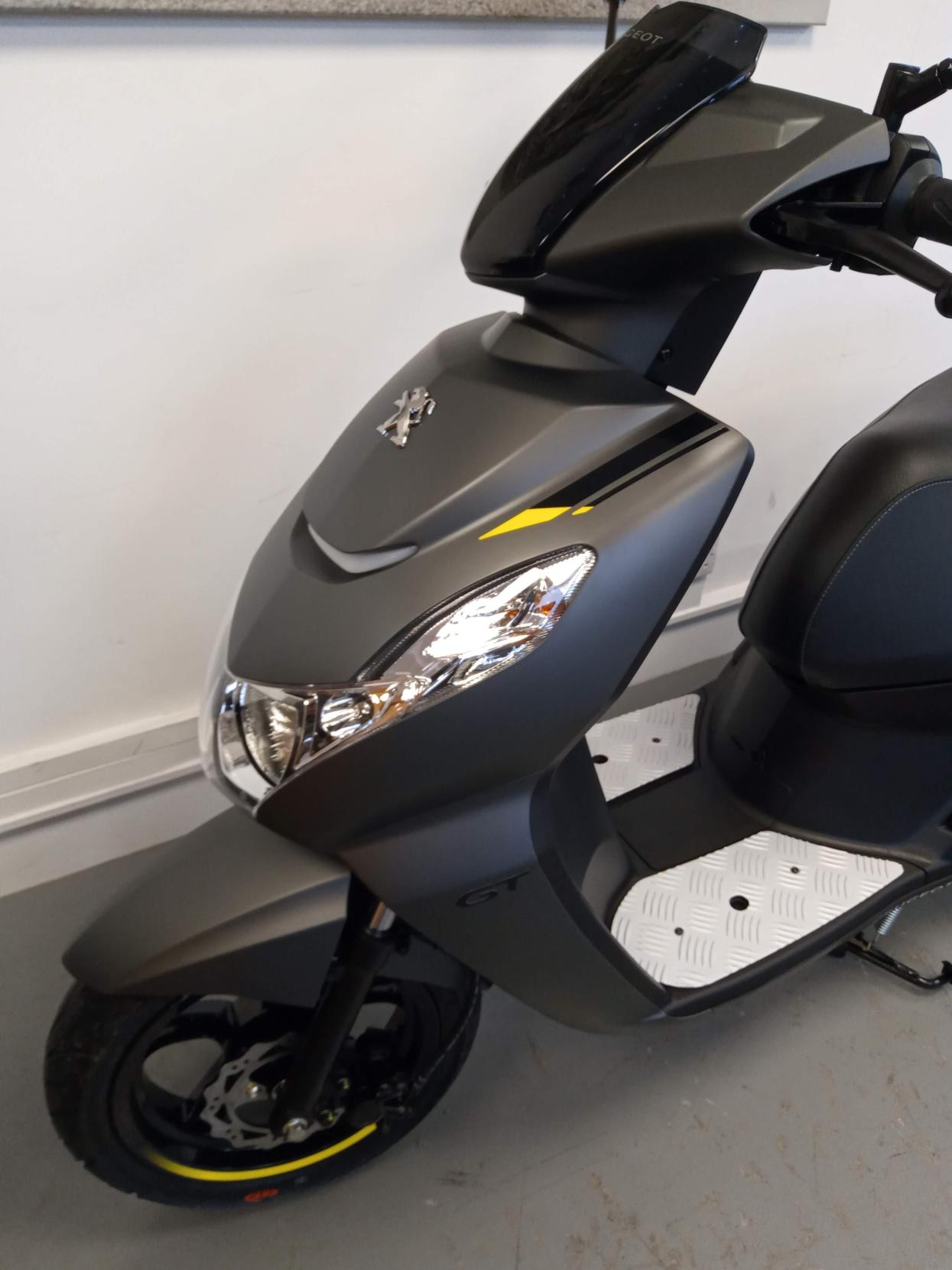 Peugeot Kisbee 50 Active Peugeot Bikes Scooters Davey