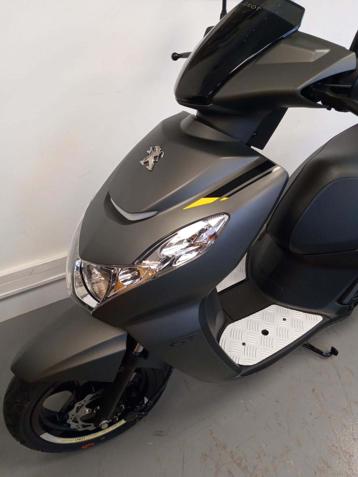 Peugeot Kisbee 50 Active Peugeot Bikes Scooters Davey