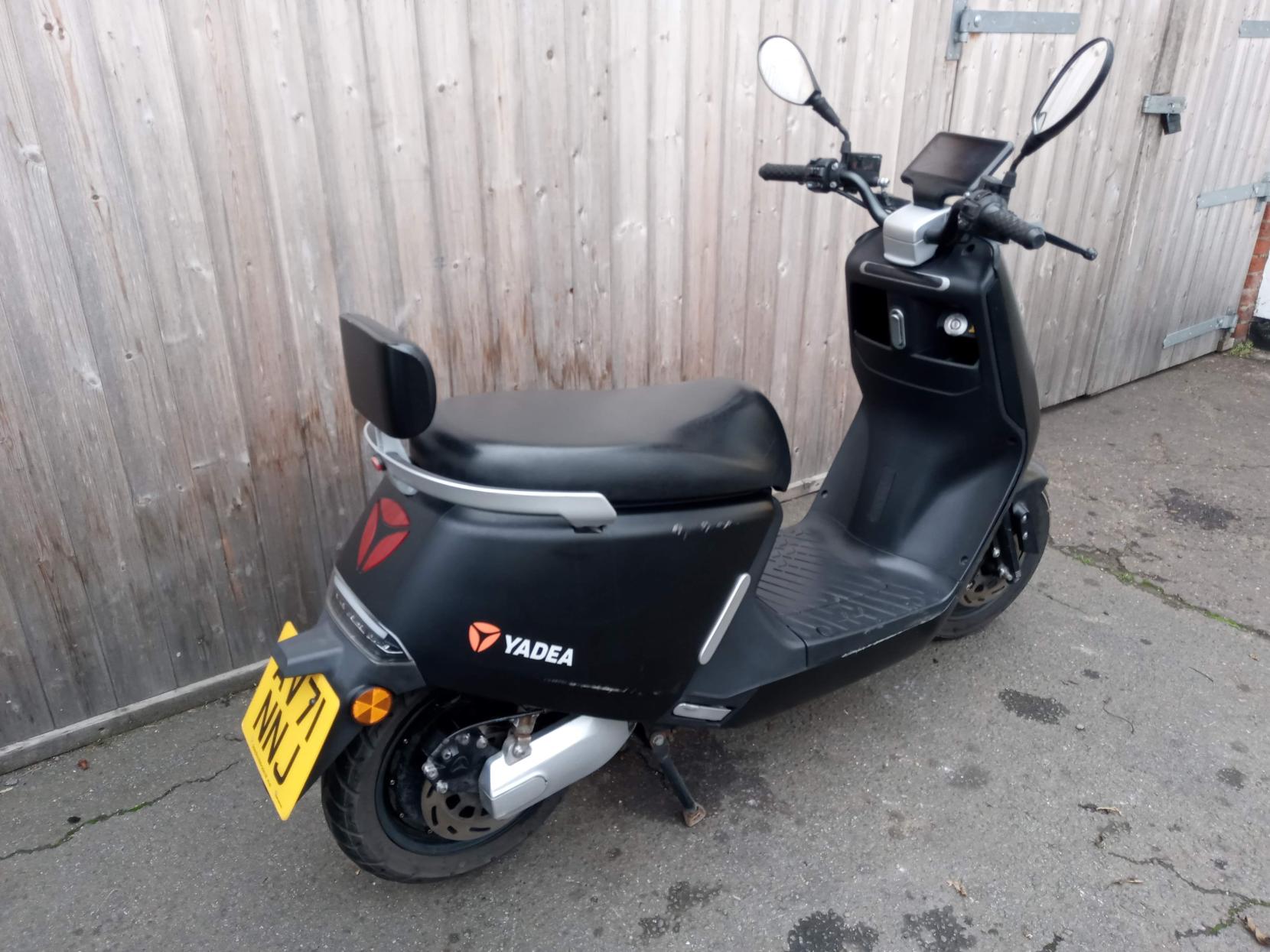 Yadea G5 Moped (2019 - )