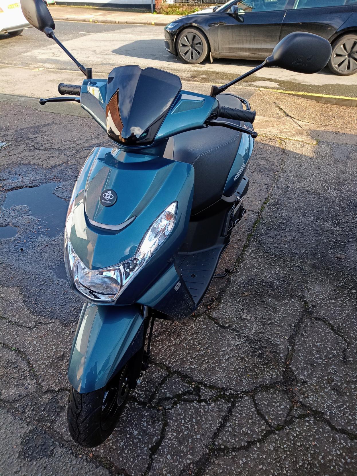 Peugeot Kisbee 50 50 Moped Petrol CVT Euro 5 (3 ps)