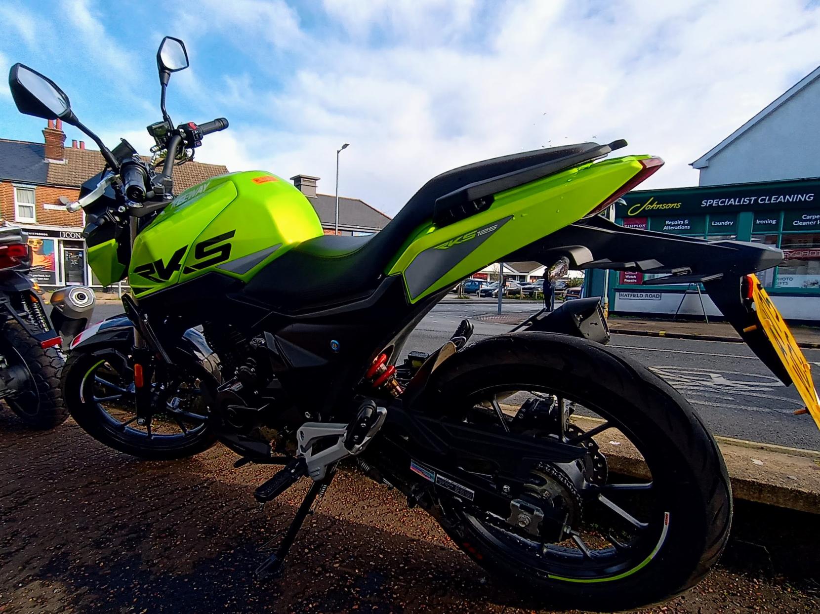 Keeway RKS 125 125 Naked Petrol Manual Euro 5 (12 ps)