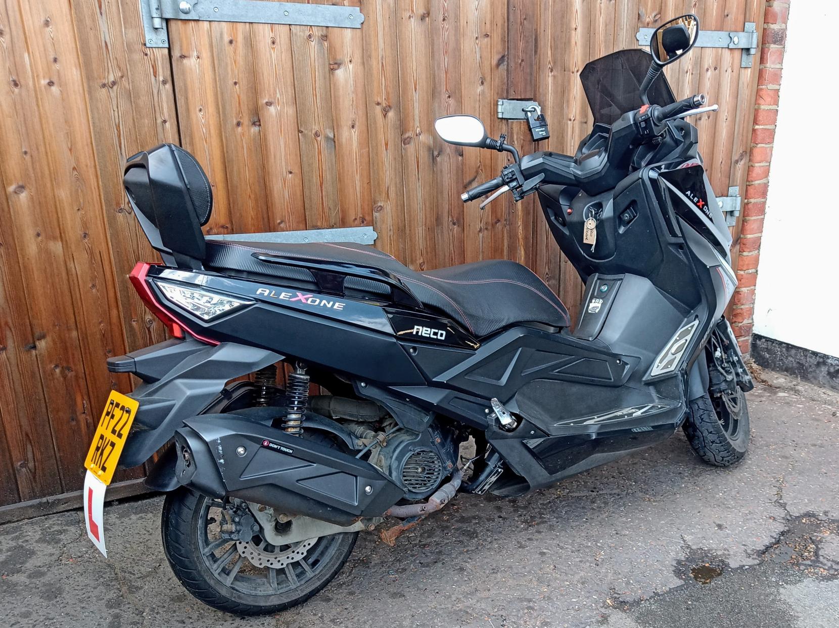 Neco Alexone 125 Scooter (2016 - )