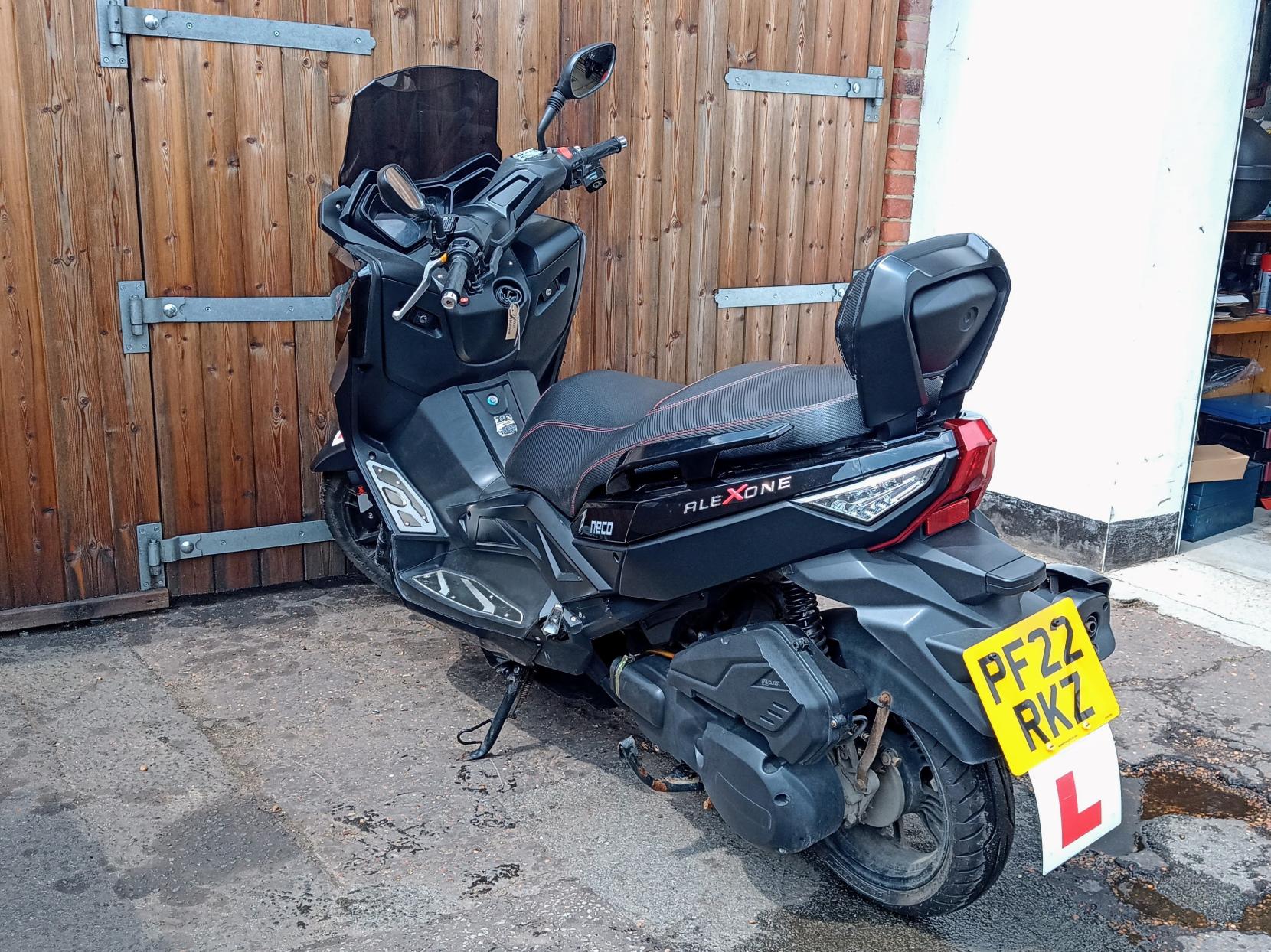 Neco Alexone 125 Scooter (2016 - )