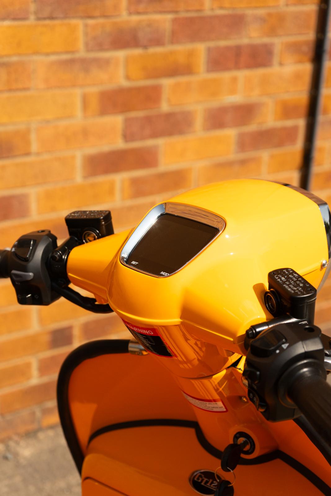 Royal Alloy GT 125 125 Scooter Petrol CVT Euro 5 (9 ps)