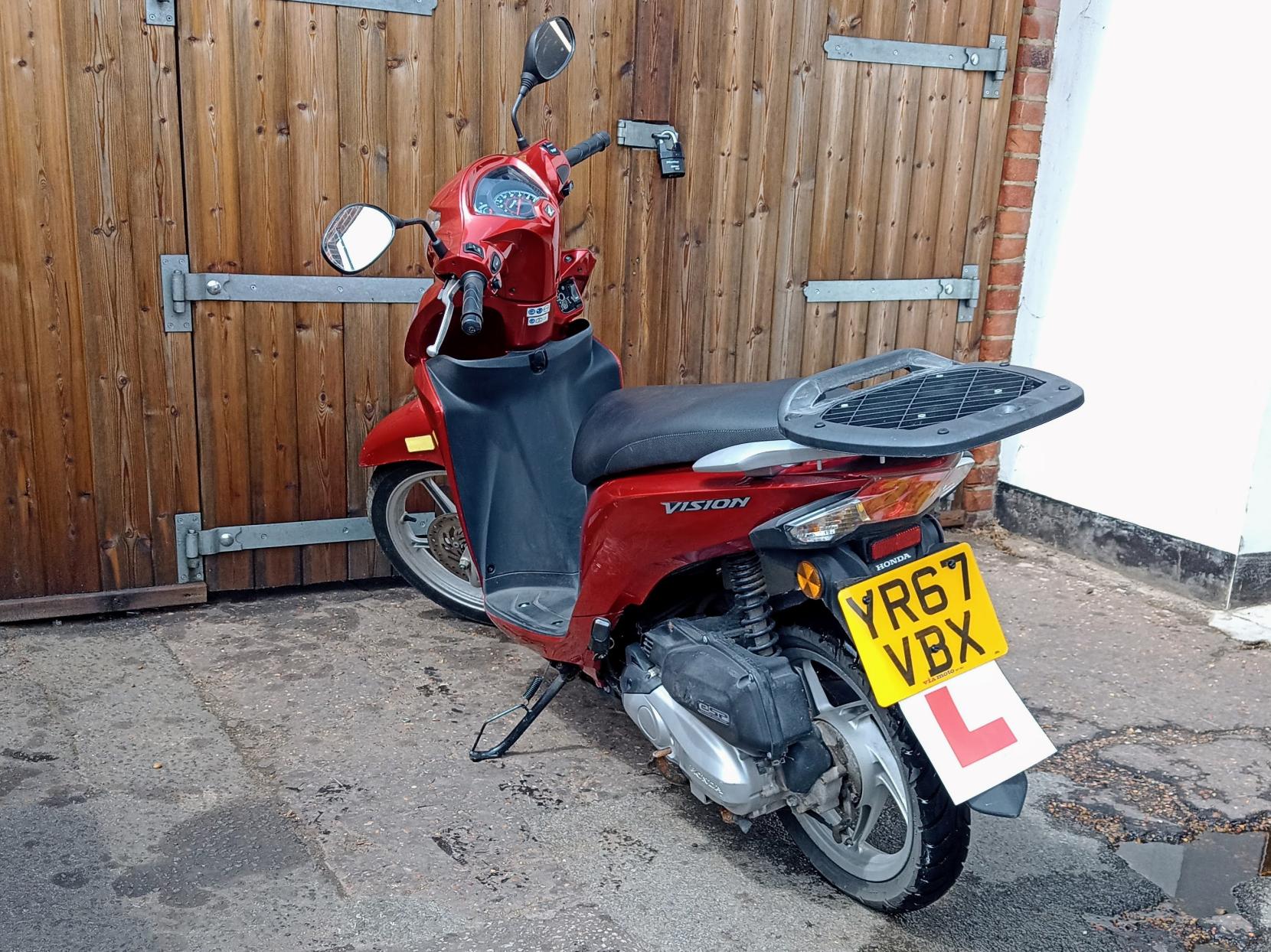 Honda Vision 110 110 Scooter Petrol CVT Euro 4 (10 ps)
