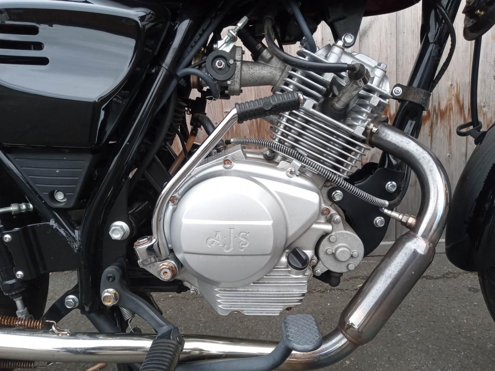 AJS Tempest 125 Naked (2018 - )