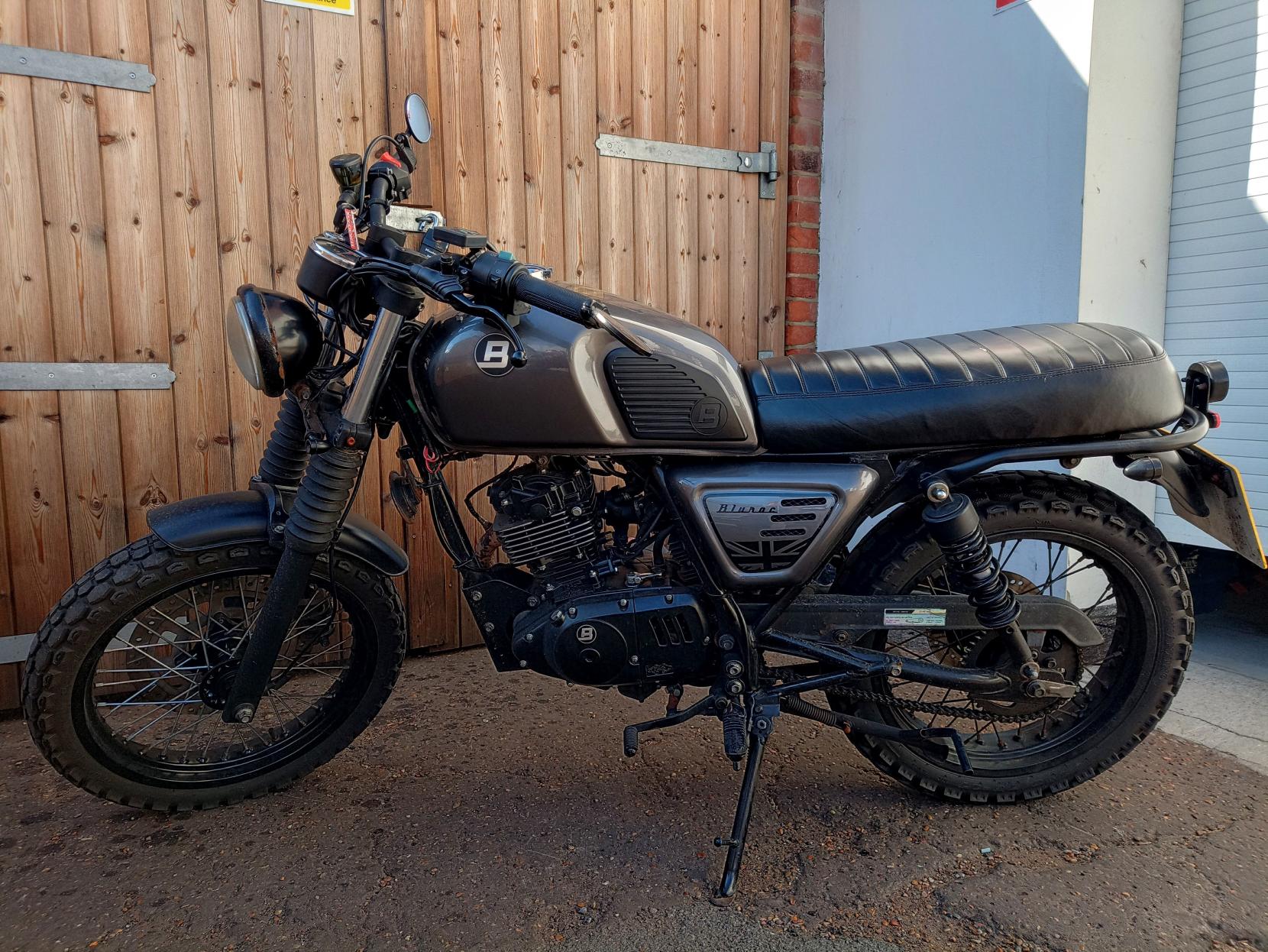Bluroc Motorcycles Legend 125 125 Roadster/Retro Petrol Manual Euro 5 (11 ps)