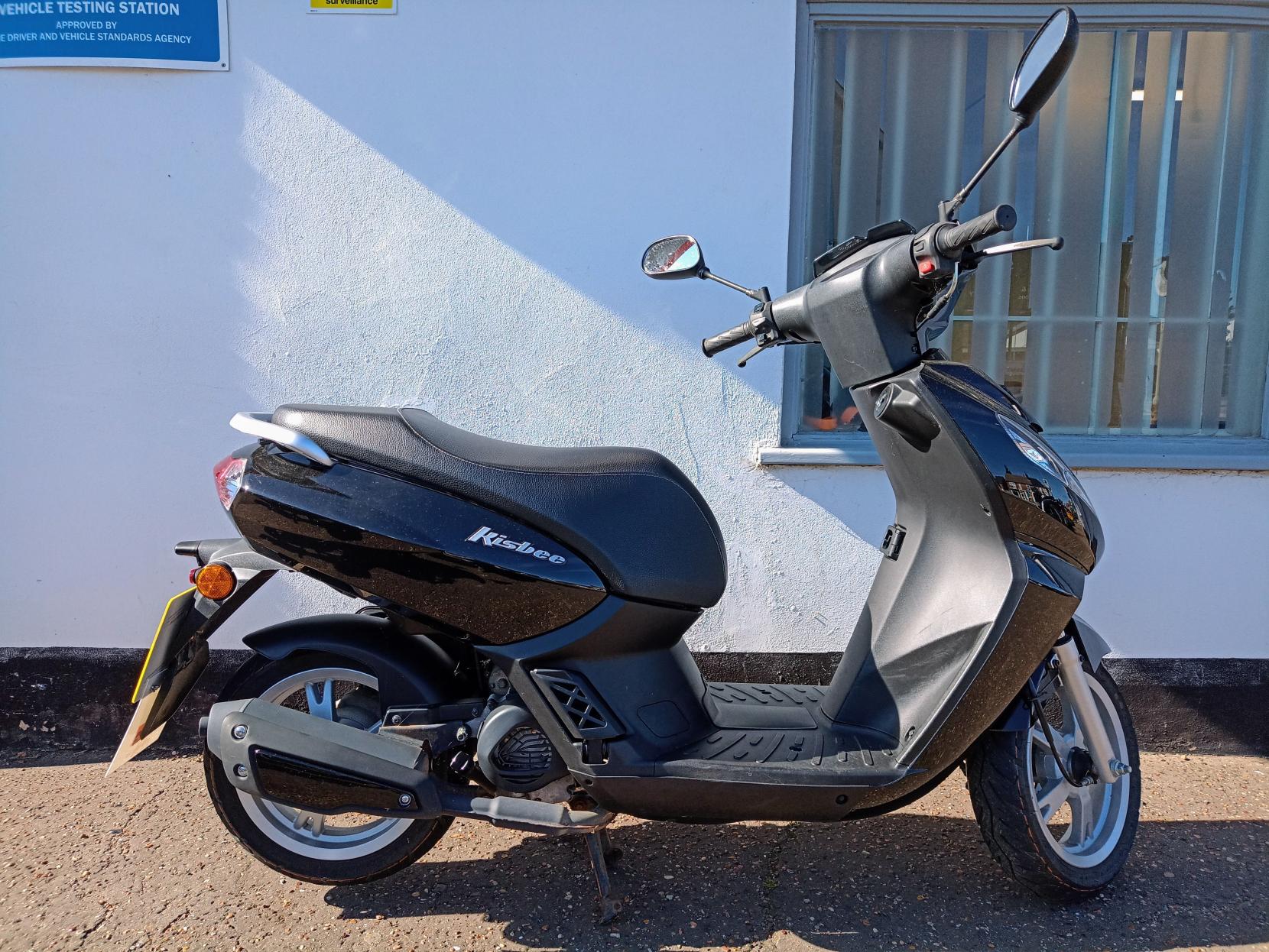Peugeot Kisbee 50 50 Moped Petrol CVT Euro 5 (3 ps)