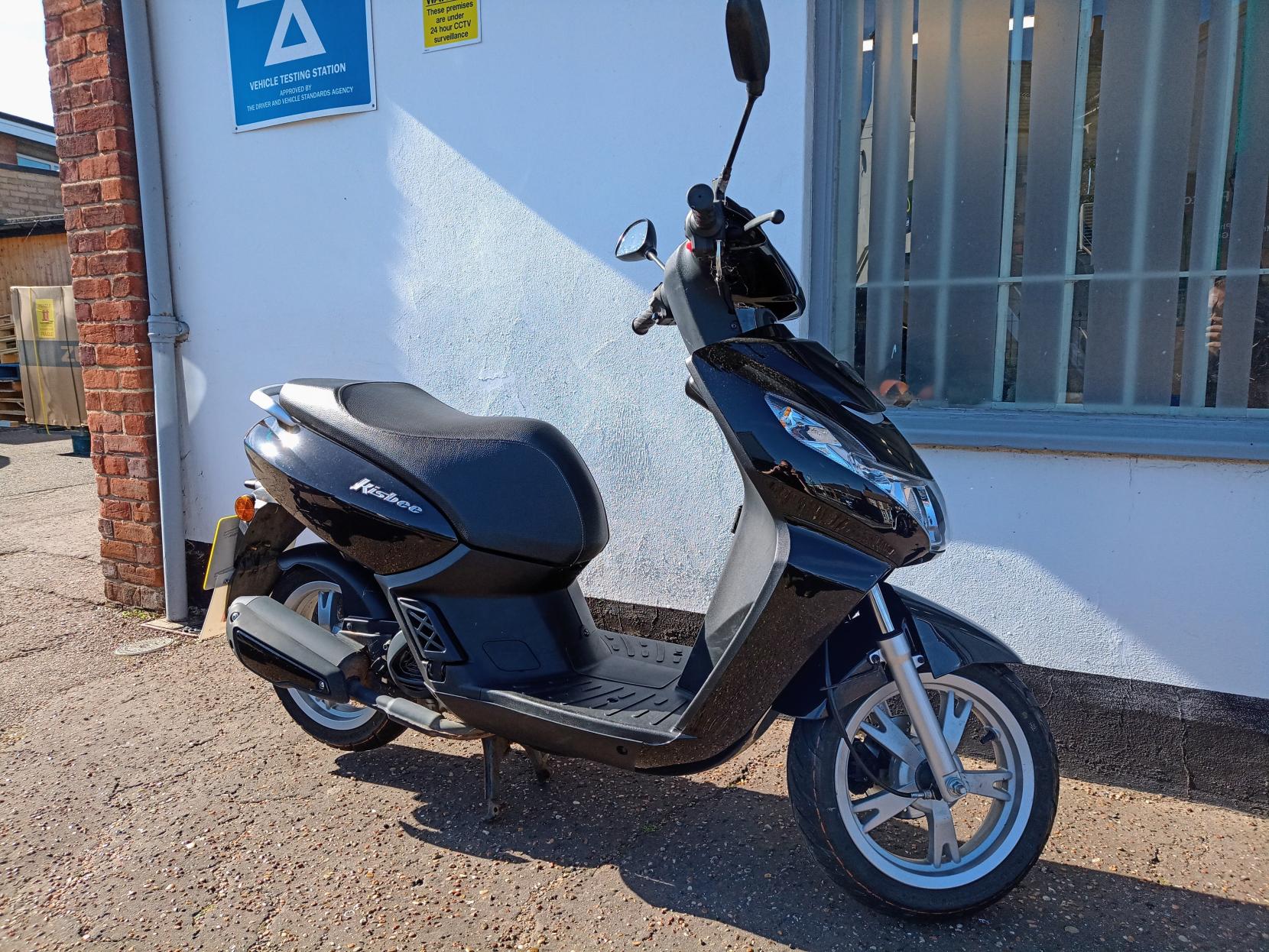 Peugeot Kisbee 50 50 Moped Petrol CVT Euro 5 (3 ps)