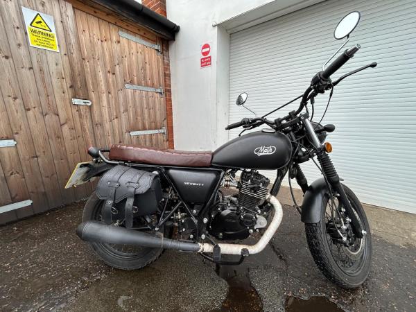 Mash Motorcycles Seventy 125 125 Roadster/Retro Petrol Manual Euro 5 (11 ps)