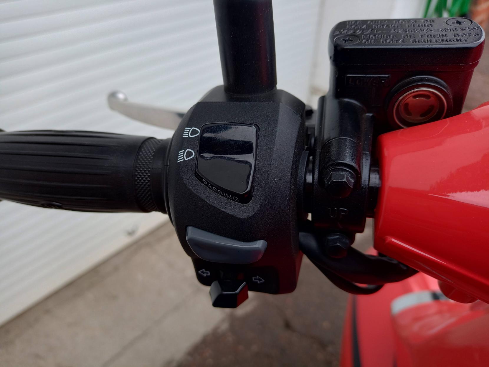Royal Alloy GT 125 125 Scooter Petrol CVT Euro 5 (10 ps)