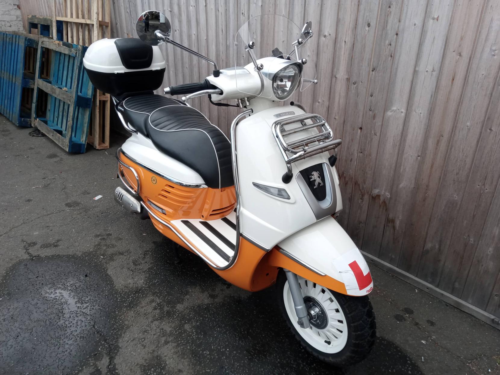 Peugeot Django 125 Scooter (2014 - )