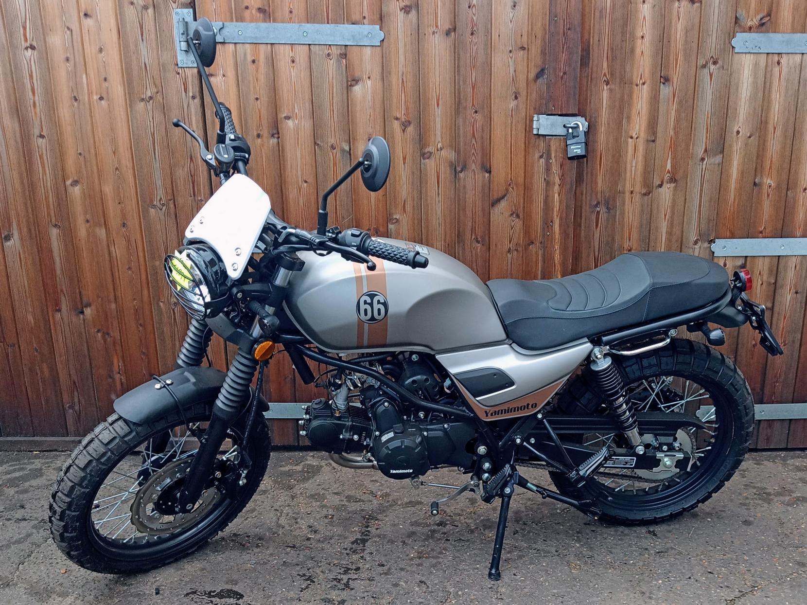 Yamasaki F66-50 50 Roadster/Retro (2021 - )