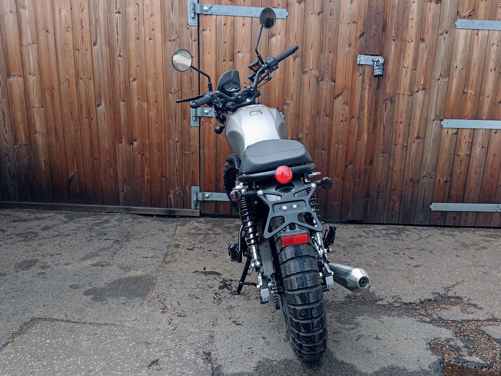 Yamasaki F66-50 50 Roadster/Retro (2021 - )