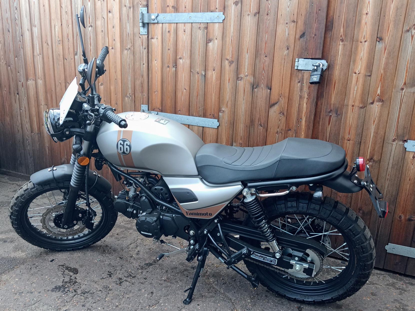 Yamasaki F66-50 50 Roadster/Retro (2021 - )