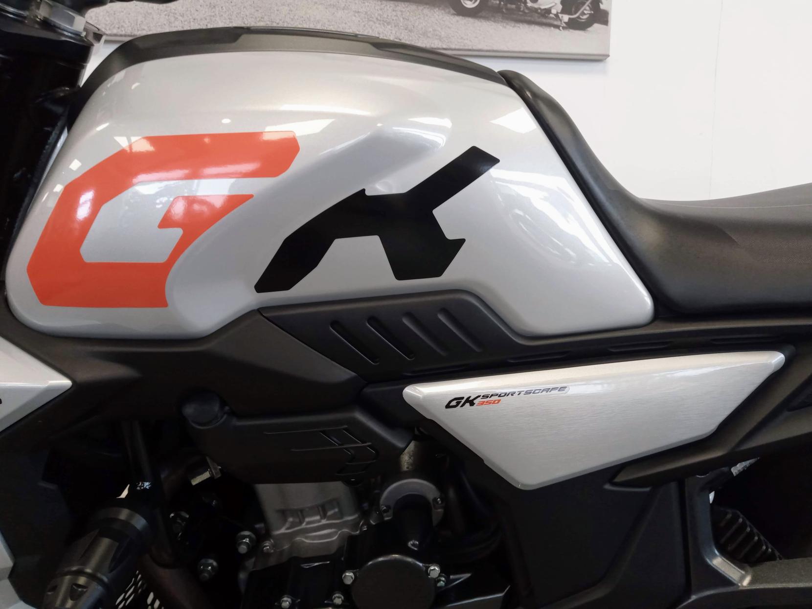 Zontes GK350 350 Roadster/Retro (2022 - )