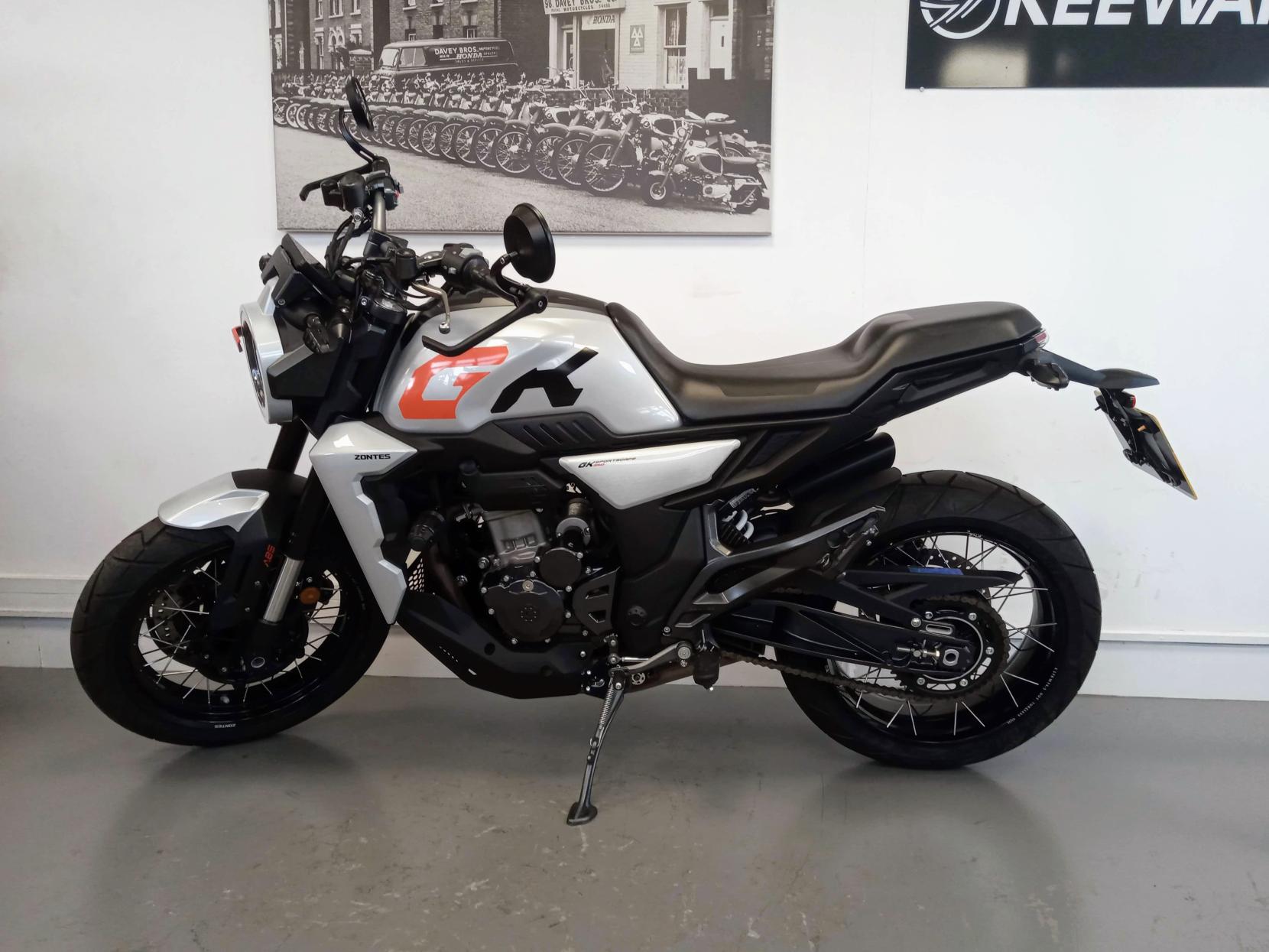 Zontes GK350 350 Roadster/Retro (2022 - )