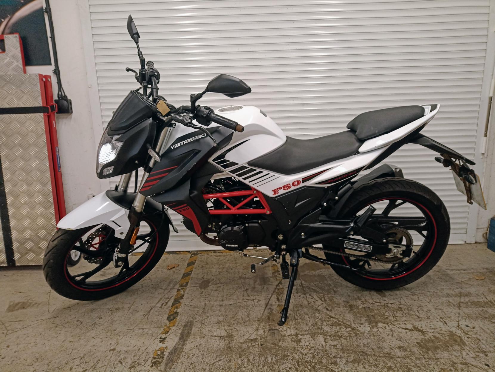 Yamasaki F51-50Q 50 Naked Petrol Manual Euro 4 (2 ps)