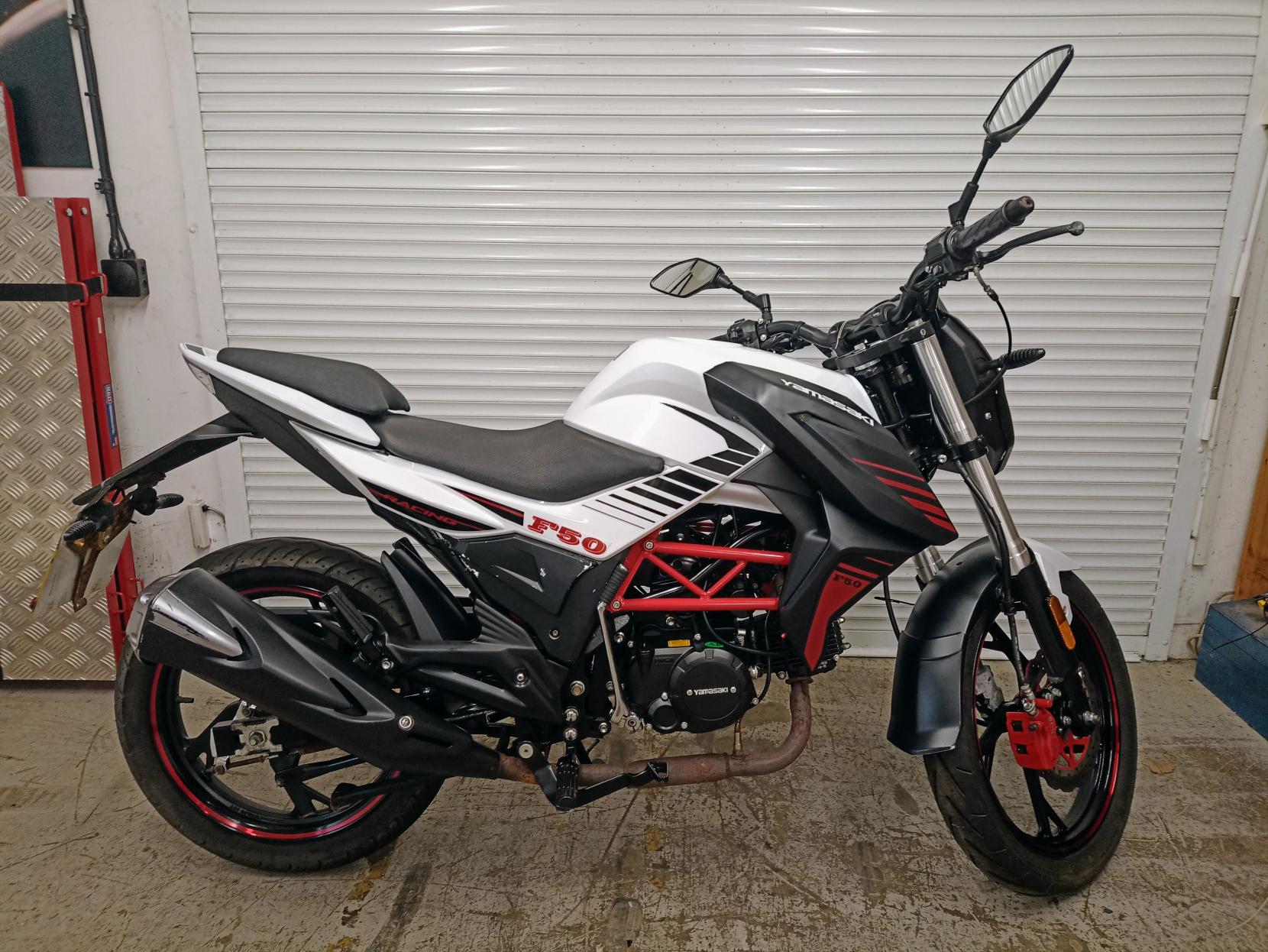 Yamasaki F51-50Q 50 Naked Petrol Manual Euro 4 (2 ps)