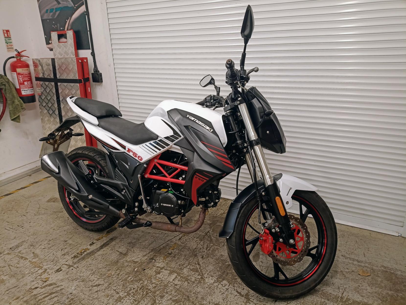 Yamasaki F51-50Q 50 Naked Petrol Manual Euro 4 (2 ps)