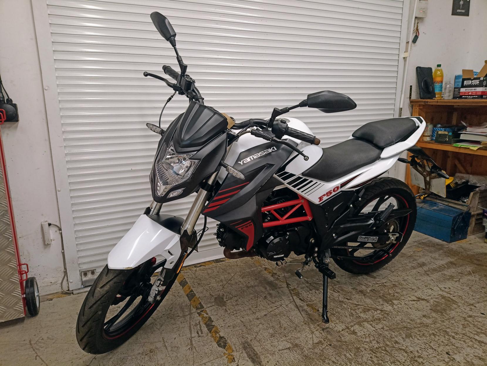 Yamasaki F51-50Q 50 Naked Petrol Manual Euro 4 (2 ps)