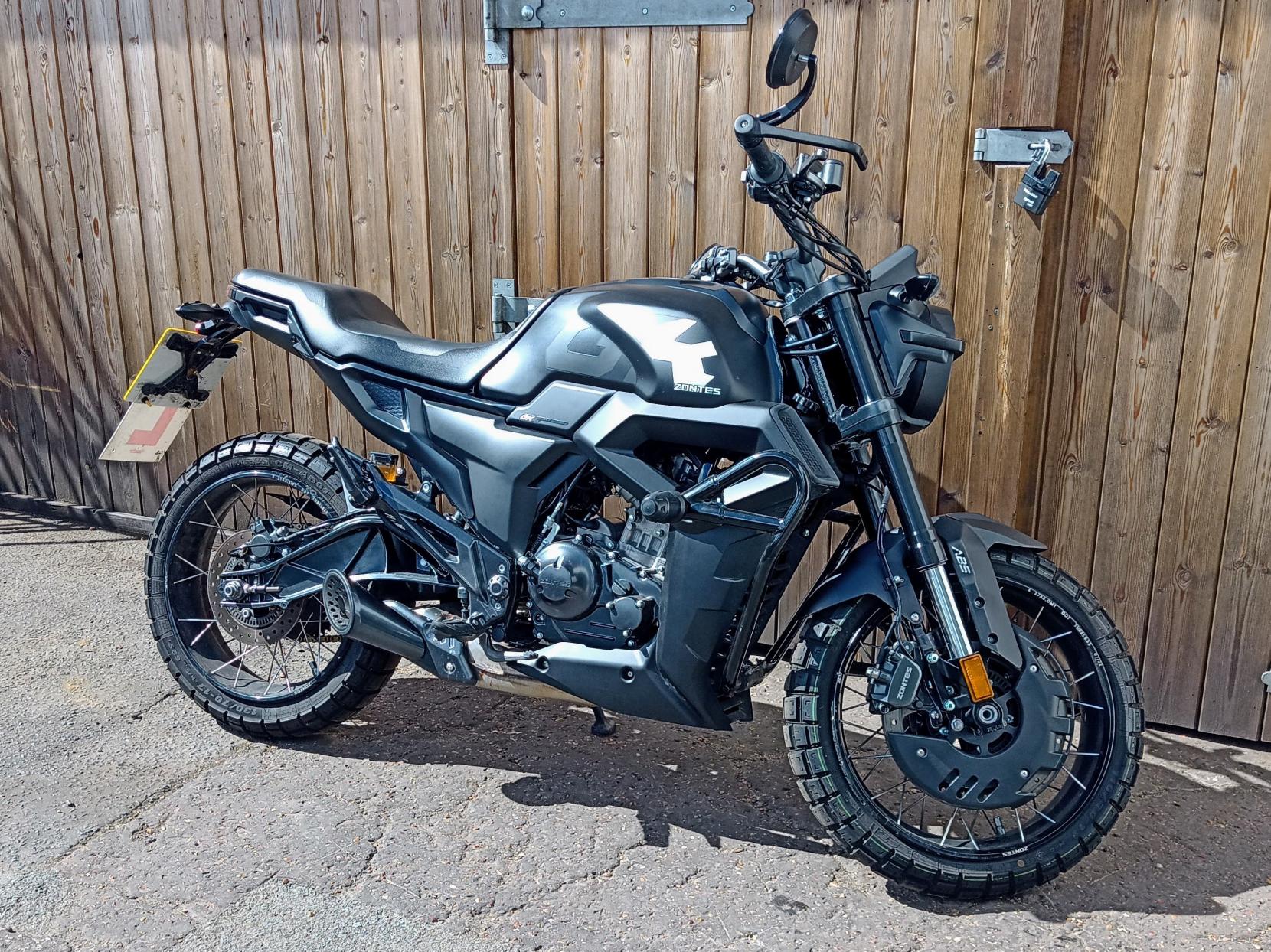 Zontes ZT125-GK 125 Naked Petrol Manual Euro 5 (15 ps)