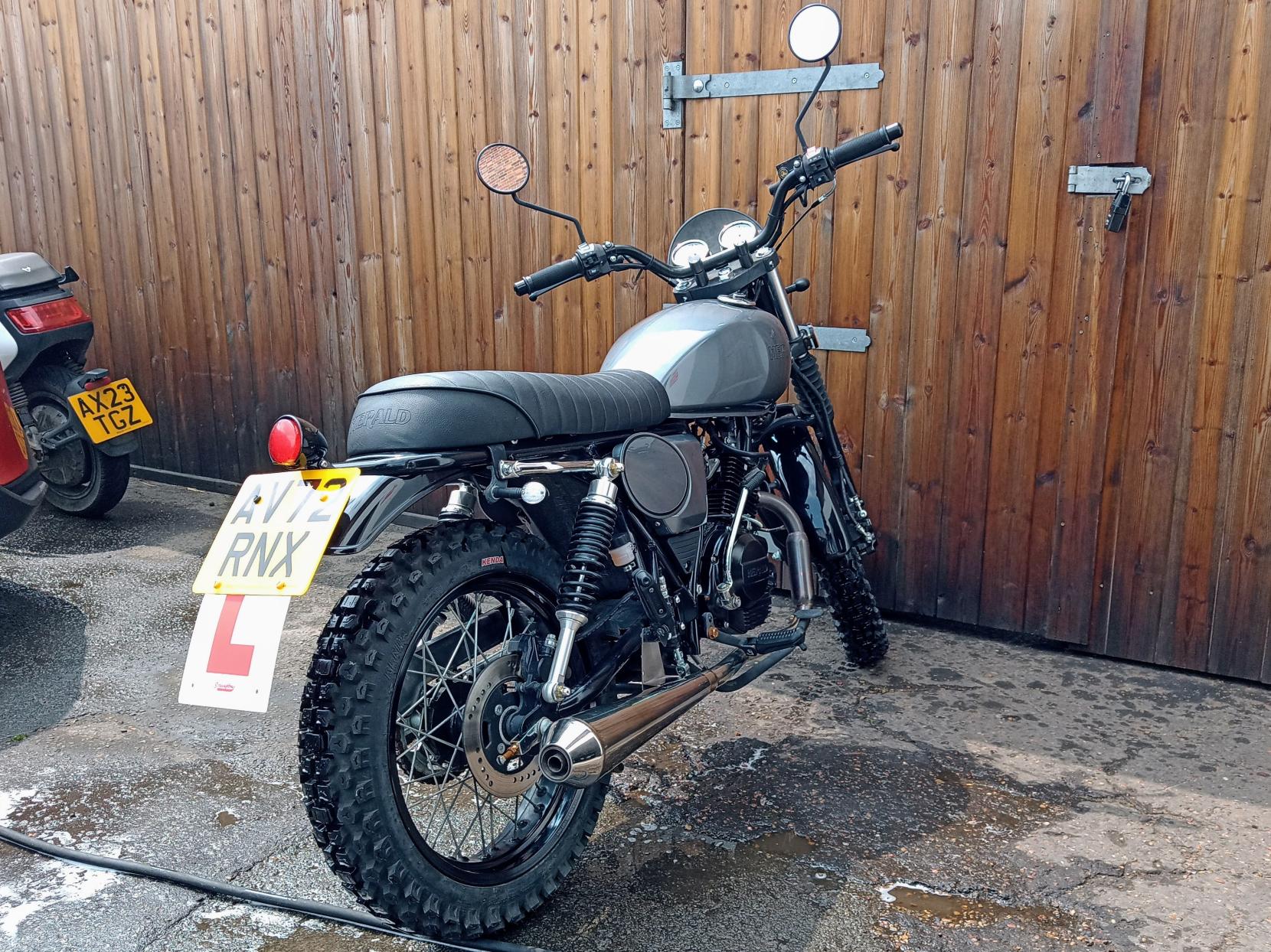 Herald Motor Co Scrambler 125 125 Roadster/Retro Petrol Manual Euro 5 (9 ps)