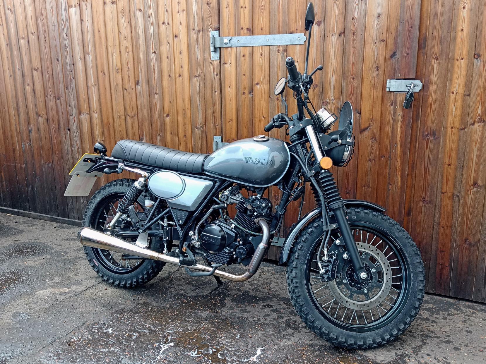 Herald Motor Co Scrambler 125 125 Roadster/Retro Petrol Manual Euro 5 (9 ps)