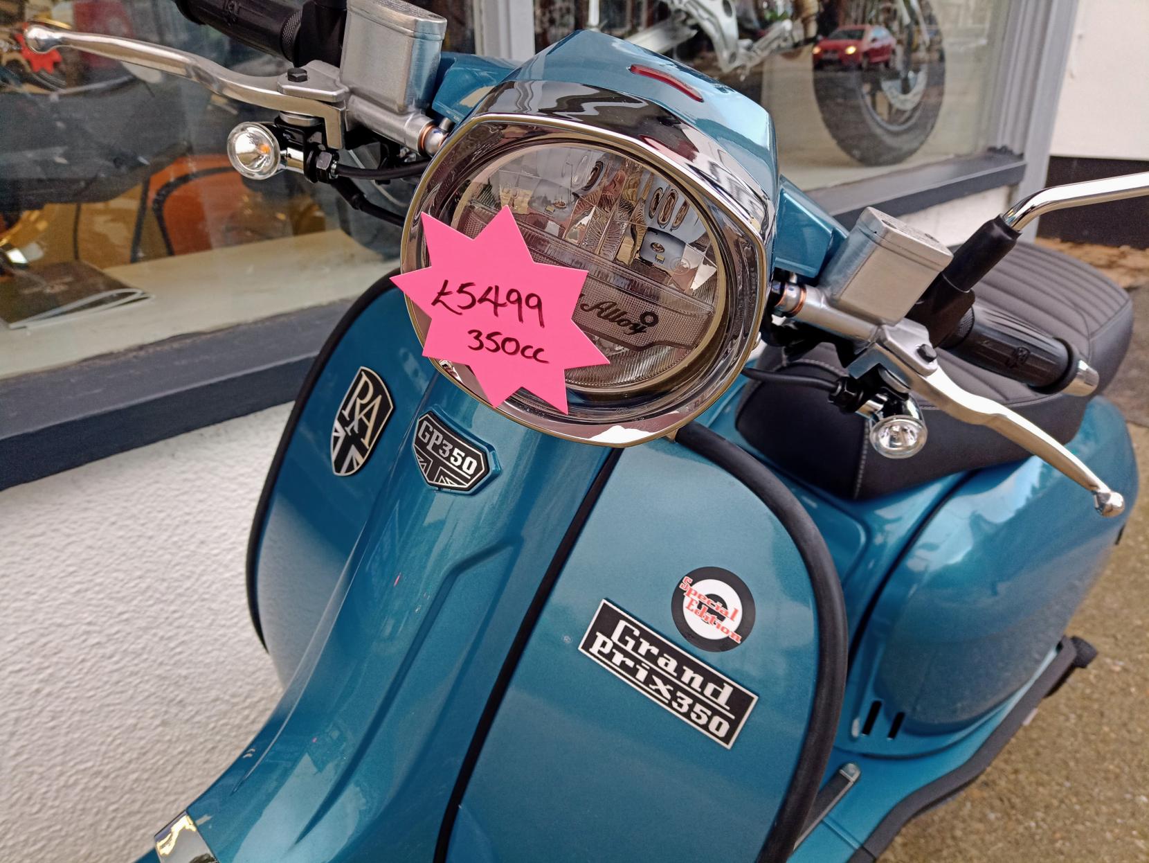 Royal Alloy GP 350 350 SE Scooter (2025 - )