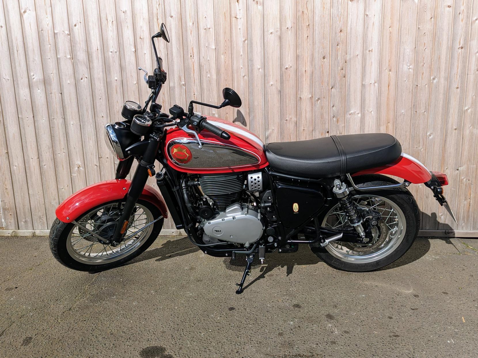 BSA Gold Star 650 Roadster/Retro Petrol Manual Euro 5 (45 ps)