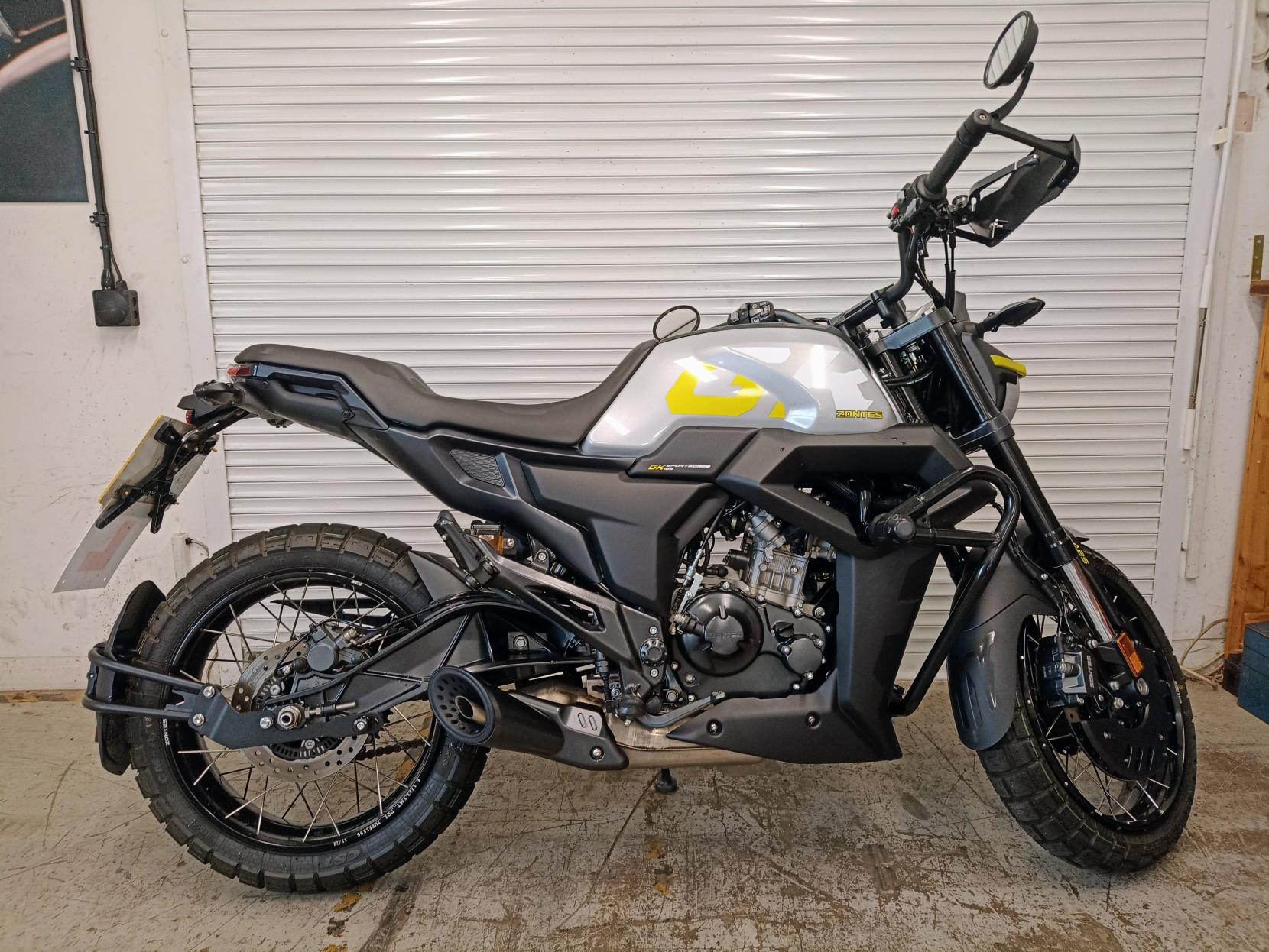 Zontes ZT125-GK 125 Naked Petrol Manual Euro 5 (15 ps)