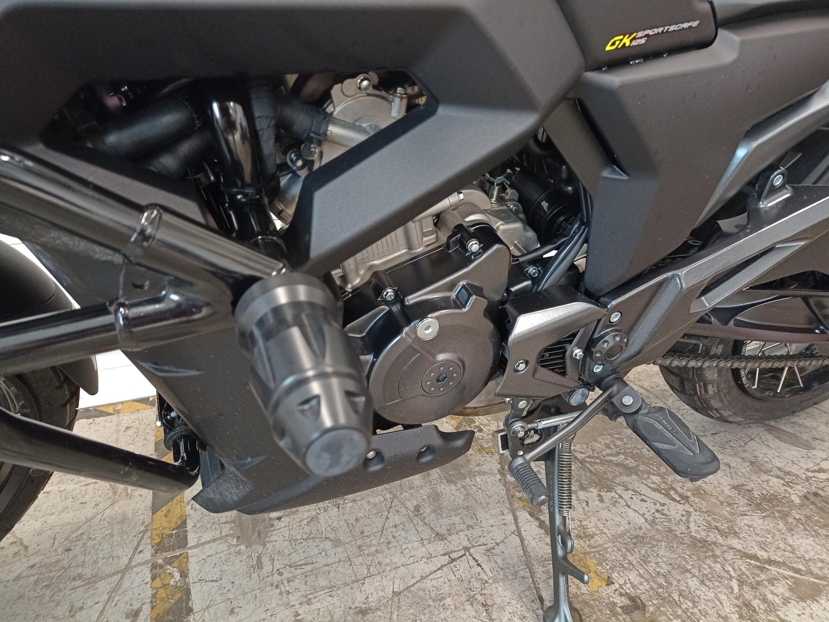 Zontes ZT125-GK 125 Naked Petrol Manual Euro 5 (15 ps)