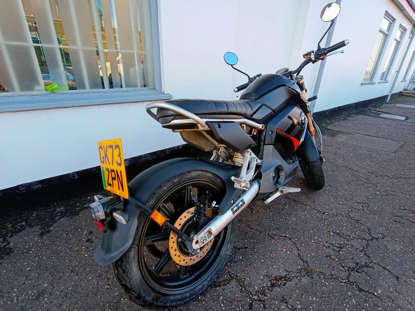 Vmoto TC Max Naked Electric Automatic (7 ps)