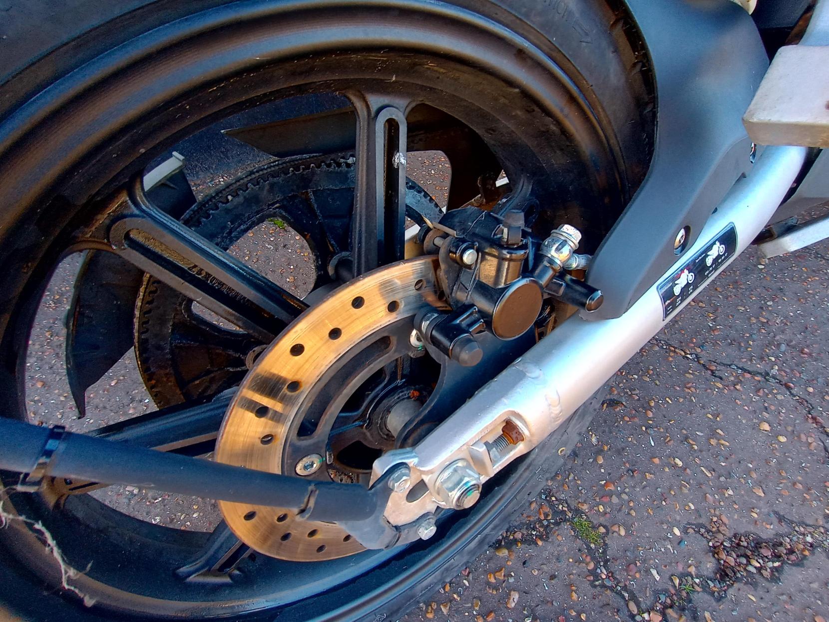 Vmoto TC Max Naked Electric Automatic (7 ps)