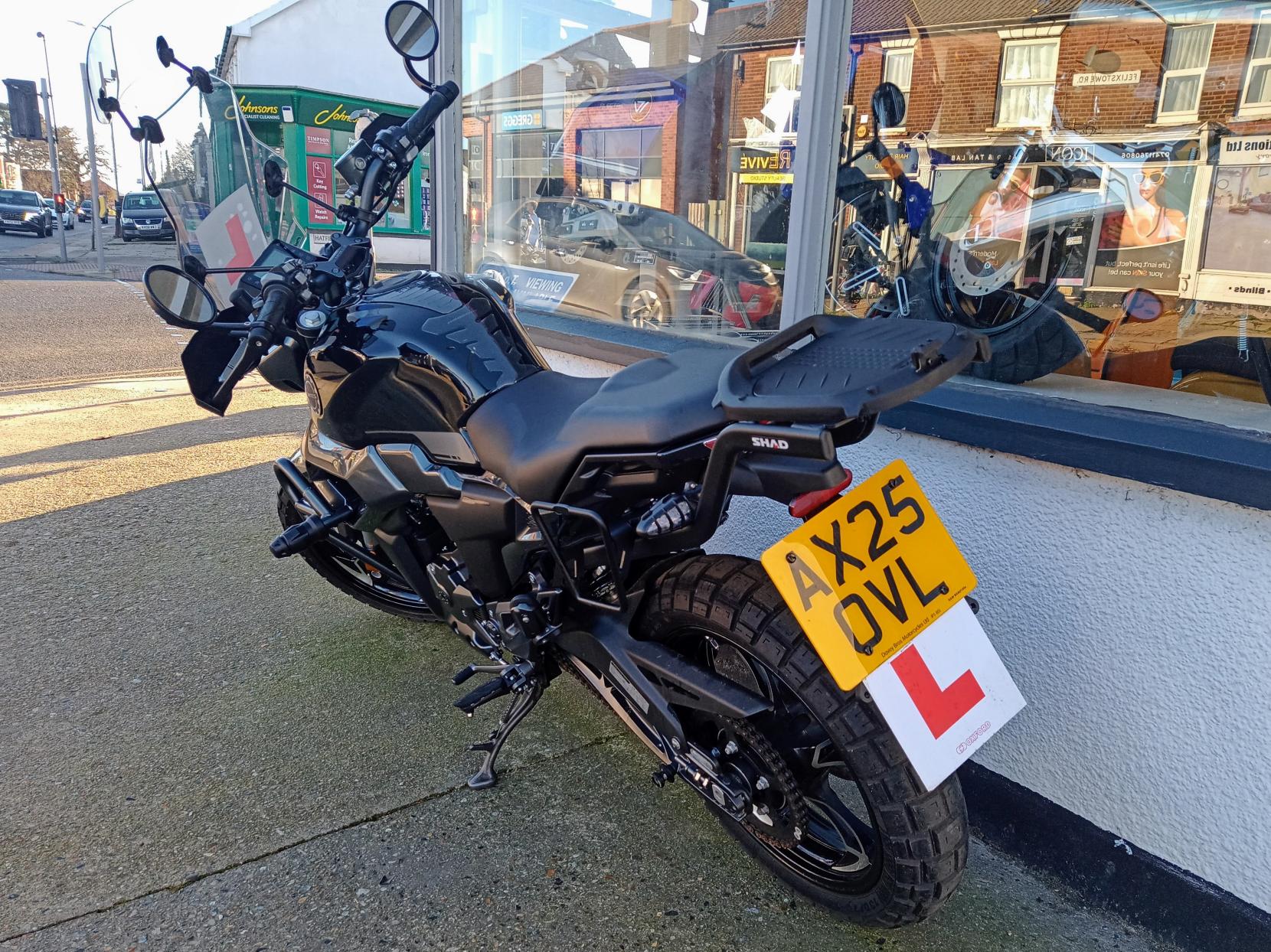 Zontes ZT125-G1 125 Naked Petrol Manual Euro 5 (14 ps)