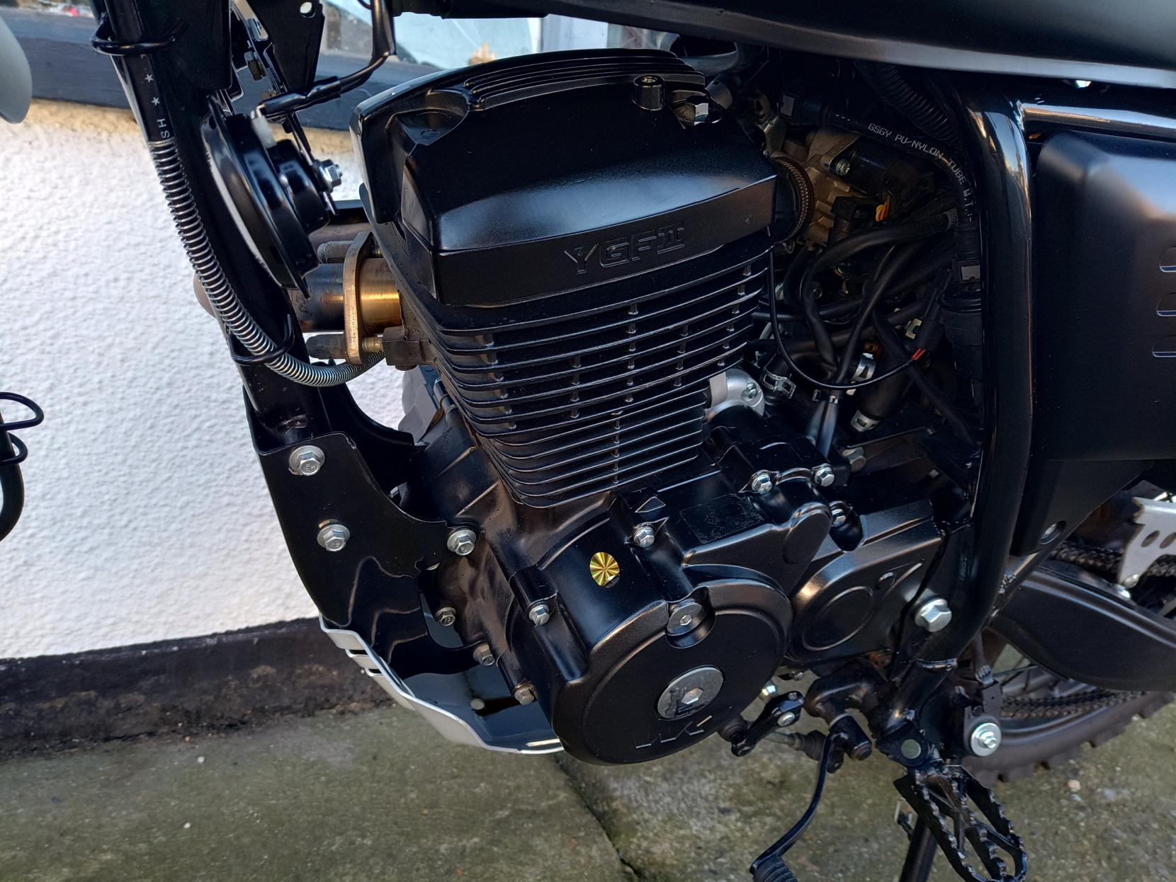 WK Bikes Scrambler 125 125 S Roadster/Retro Petrol Manual Euro 5 (12 ps)