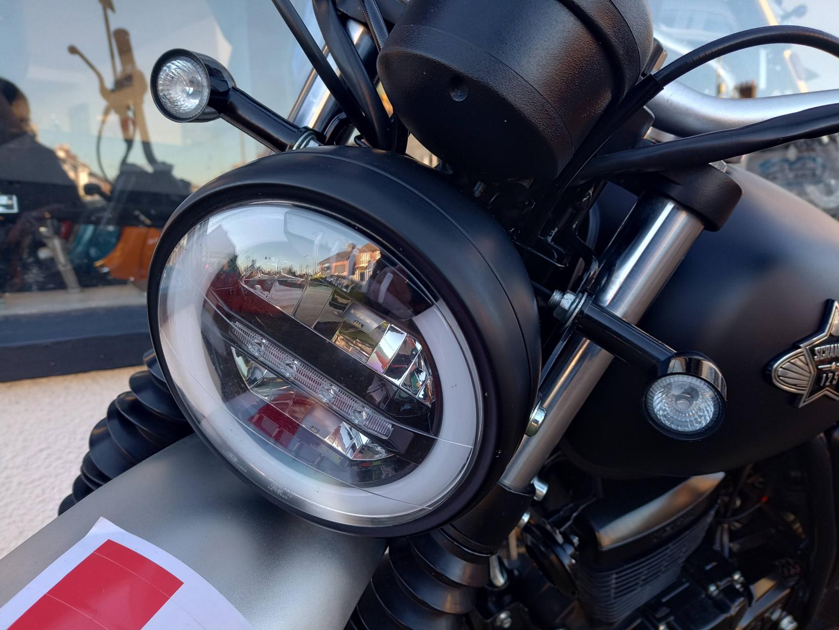 WK Bikes Scrambler 125 125 S Roadster/Retro Petrol Manual Euro 5 (12 ps)