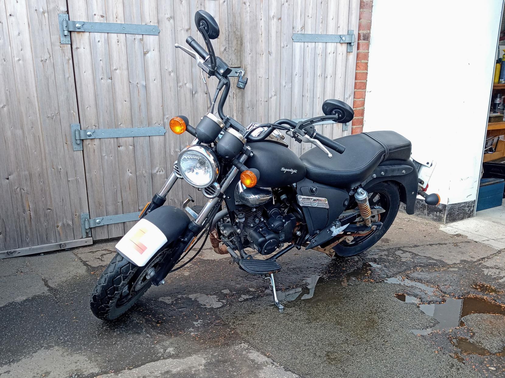 Keeway Superlight 125 125 Custom Cruiser Petrol Manual Euro 5 (10 ps)