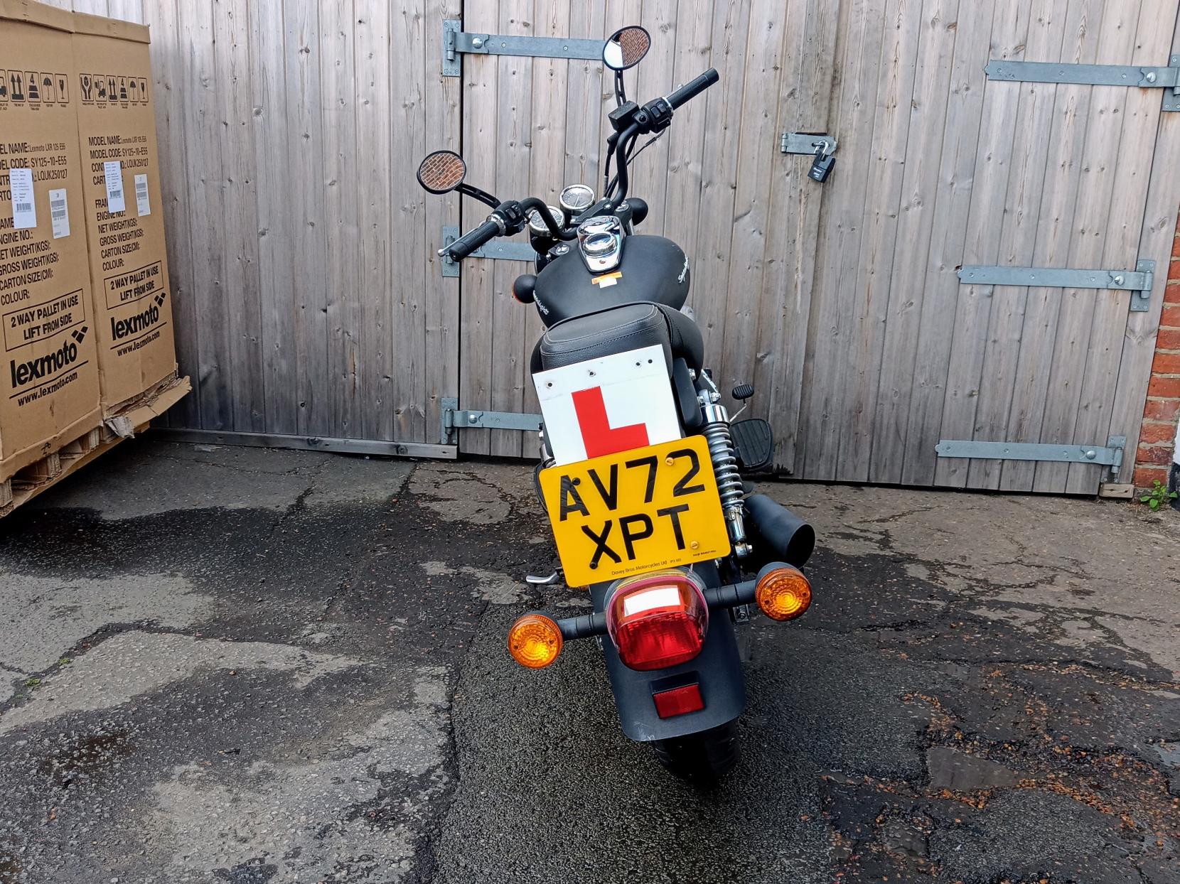 Keeway Superlight 125 125 Custom Cruiser Petrol Manual Euro 5 (10 ps)
